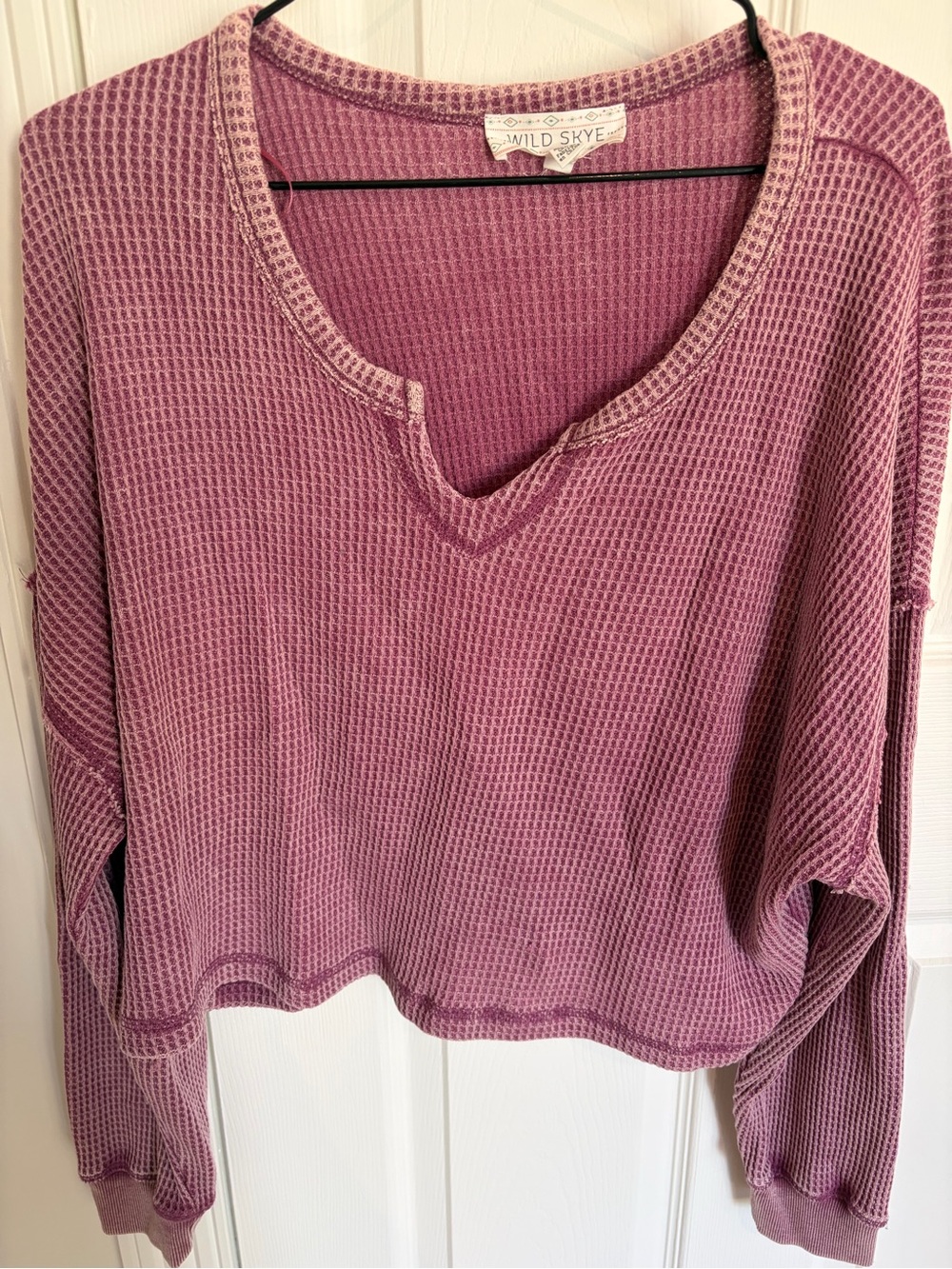 Wild Skye Women's Mauve Waffle Long-Sleeve V-Notch Top
